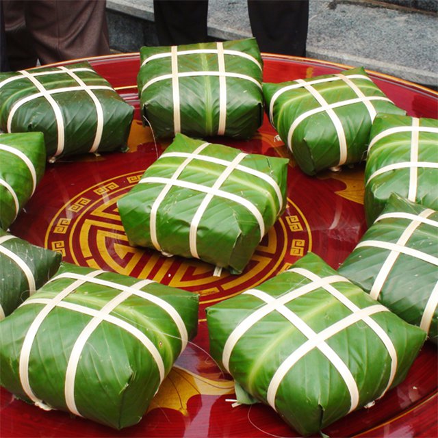 Вьетнамский новогодний квадратный  пирог  - "бань чынг