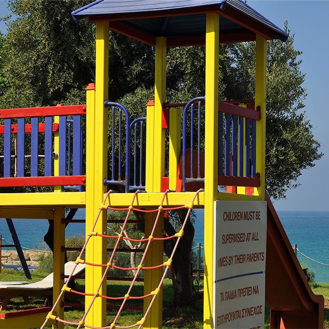 Детская площадка у отеля Coral Beach