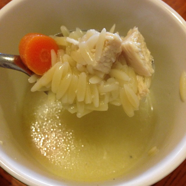 Суп авголемоно (Αυγολέμονο) с орзо