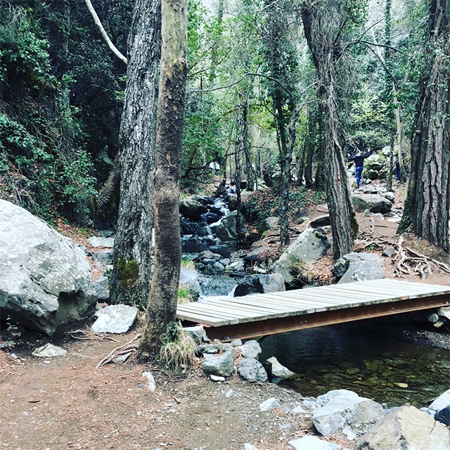 Пешая тропа к водопаду (Kalidonia) Платрес Кипр