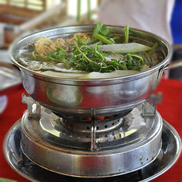 Hot Pot soup. Вьетнам