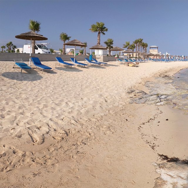 Sirens Beach Айа-Напа Кипр