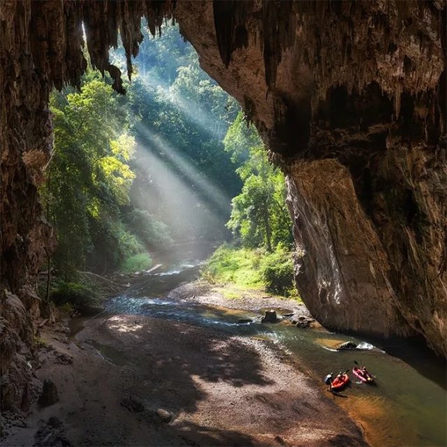 Пещера Нам Лод (Tham Lod Cave, Mae hong Son)