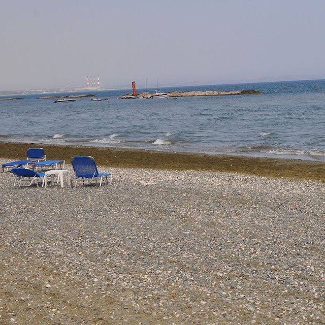 Пляж Янатес (Yanathes) Ларнака Кипр